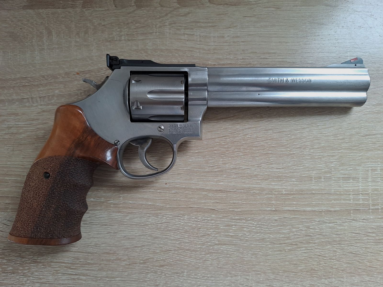 Smith & Wesson 686-6 6"
