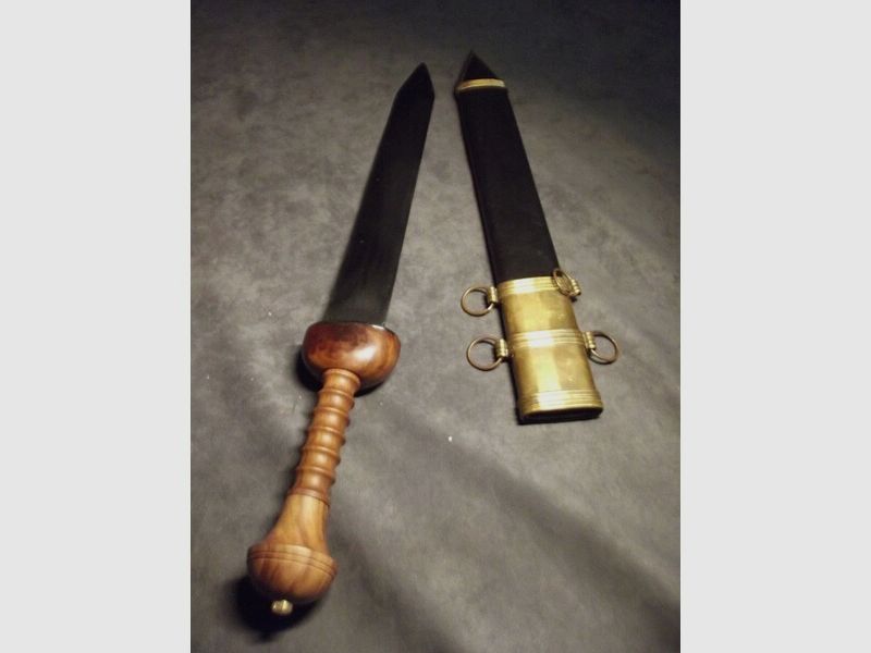 Gladius , Römisches Schwert mit Scheide