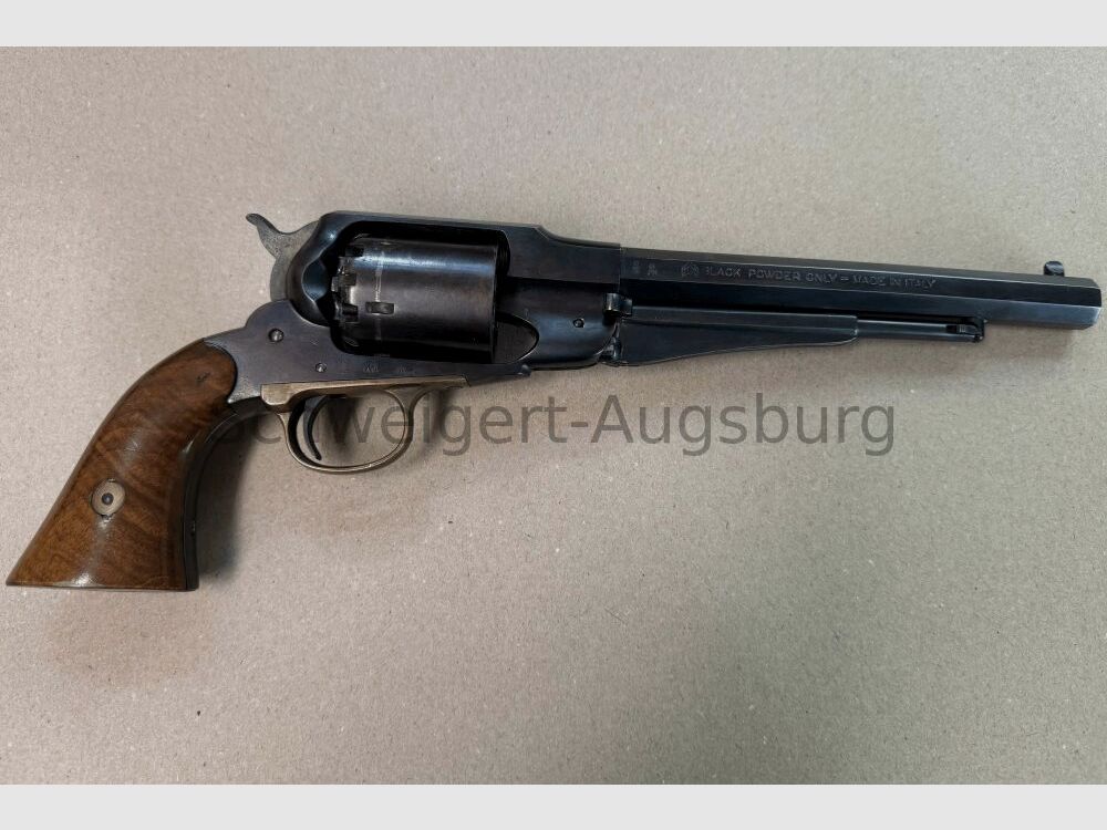 Hege-Uberti Mod. 1858 Nuevo Ejército .44 (Pólvora Negra)