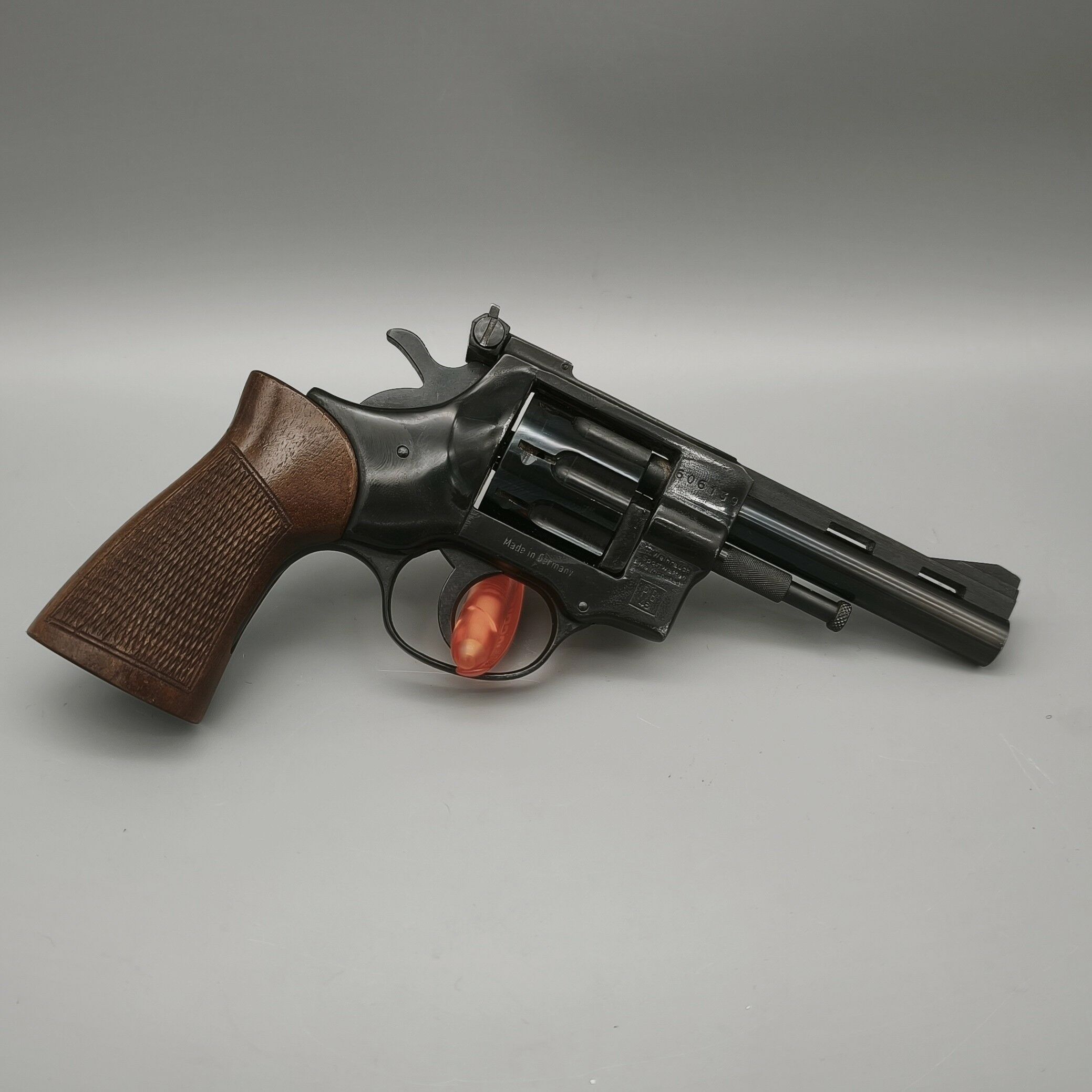 Revolver Weihrauch Arminius HW4 4" 4mm RF Long "Sans besoin" #139 4mmRF Long
