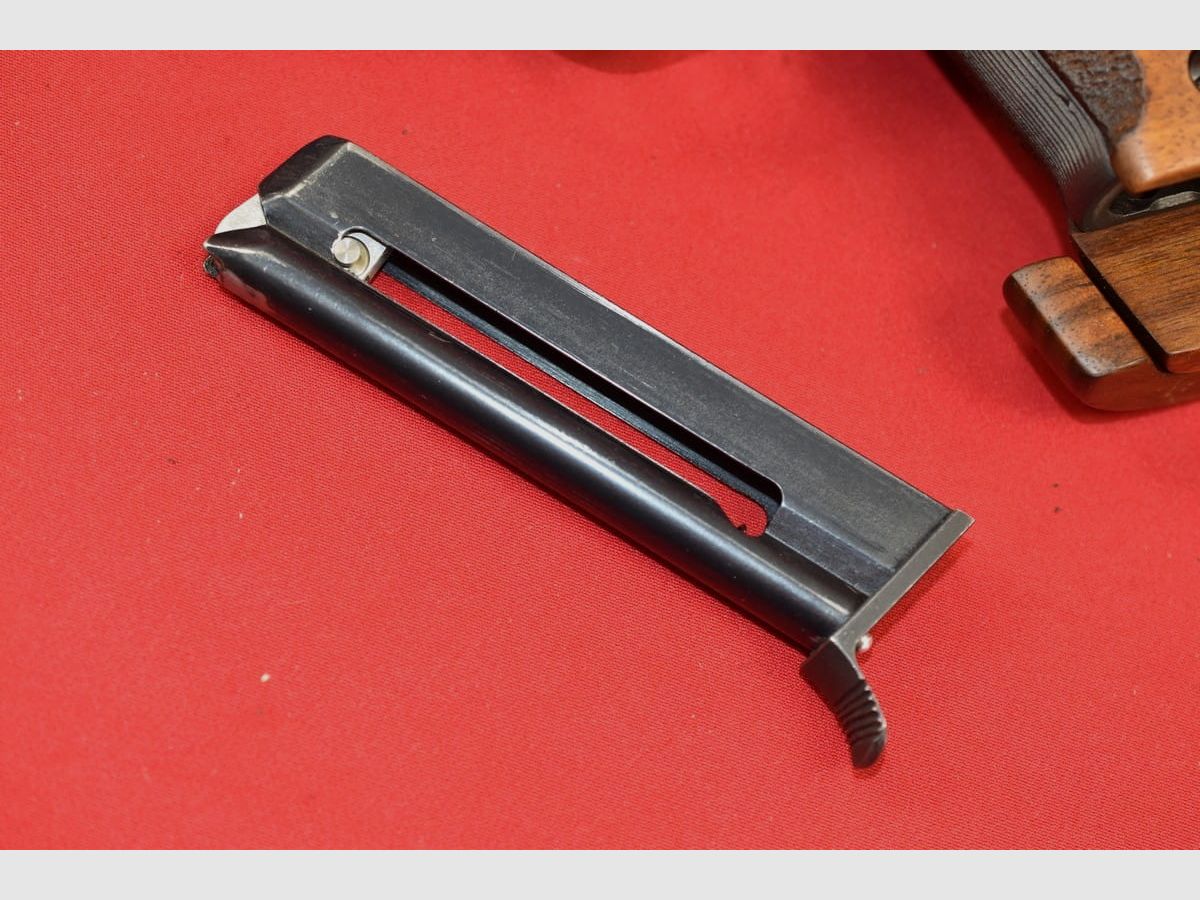 #6872 DES-69 Pistole, Kal. .22lr, Bild 8 von 18