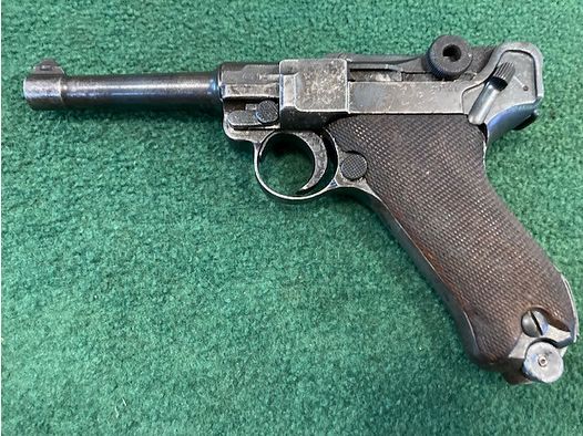 Rarissima P-08 9X19, prod. KRIEGHOFF 1941 Questo è un raro esemplare di pistola Luger P.08 prodotta nel 1941 dalla Krieghoff in quantità limitata per la Luftwaffe (circa 4.500 esemplari)