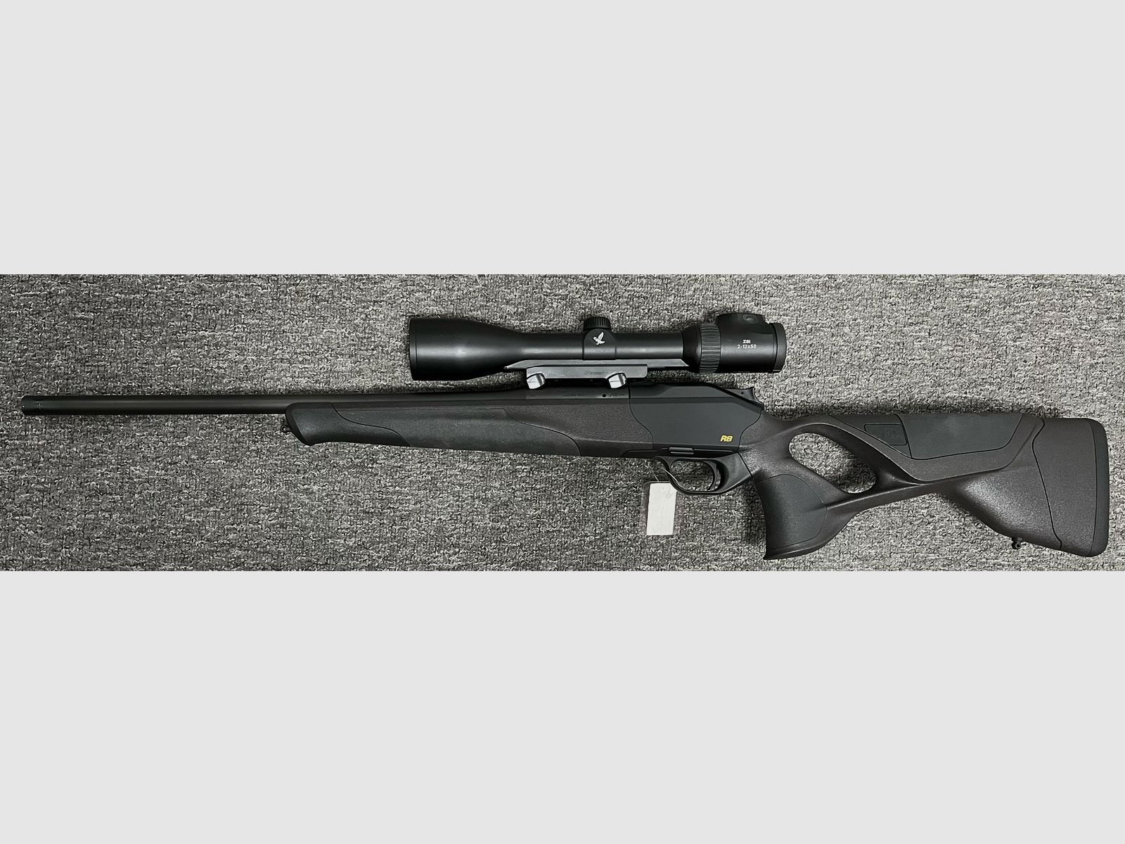 Blaser R8 Ultimate VSR 8x57 IS + Swarovski 2-12x50 + Sattelmontage