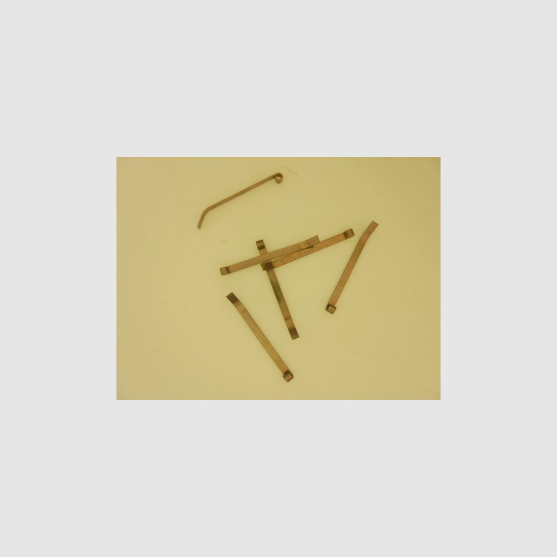 Finger spring for Erma EGR66, image 4 of 5