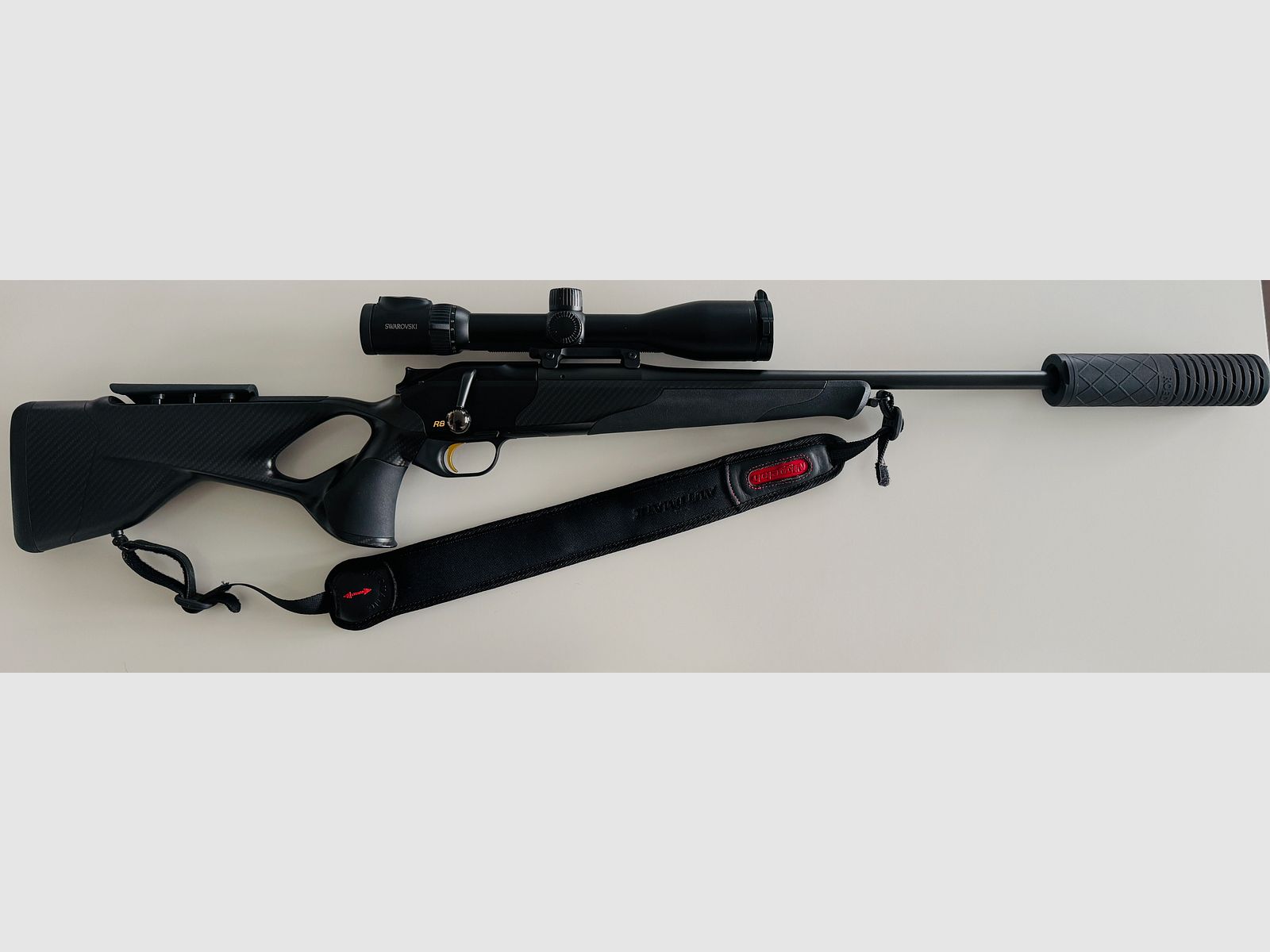 Blaser R8 Ultimate Carbon - Swarvoski Z8i 2-16x50 - Roedale Ti48