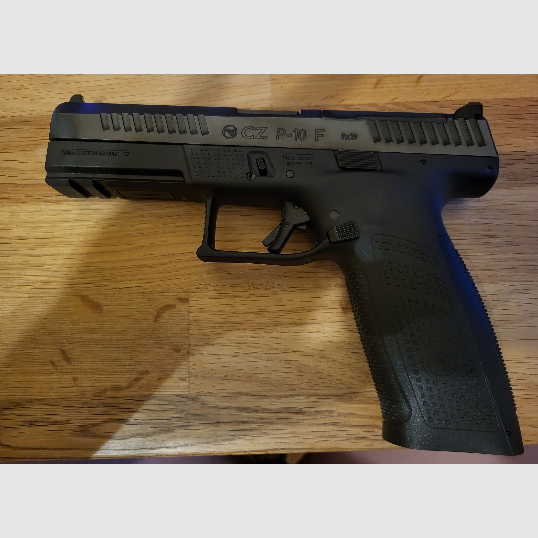 CZ P-10 F