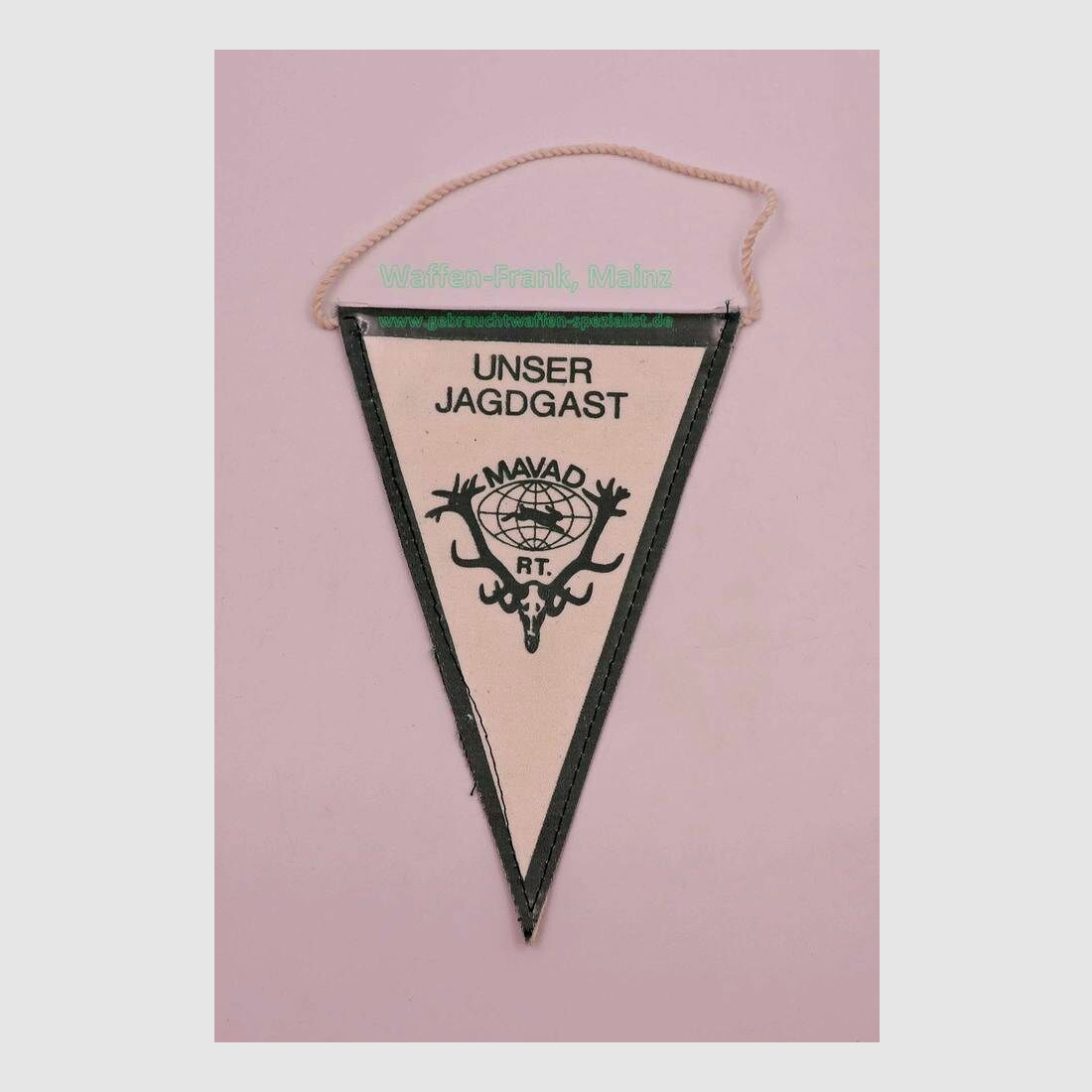 Ungarn - Herst. unbekannt Gäste-Wimpel Mavad