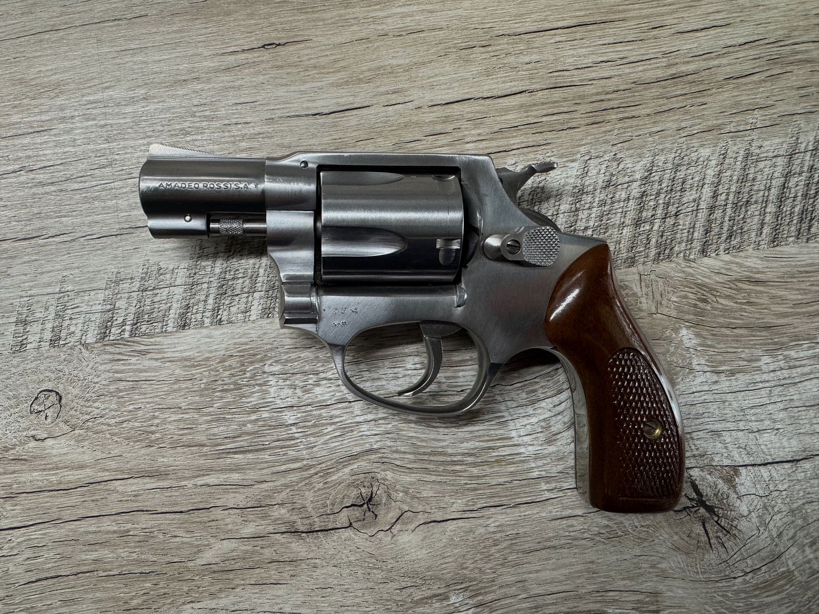 Rossi M87 Edelstahl – .38 Special Revolver mit Holzgriff 