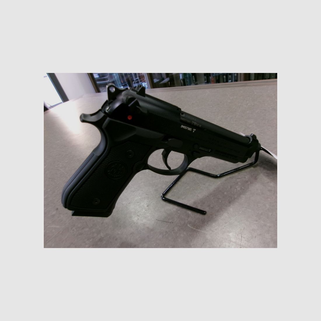 BERETTA 92FS 22LR używany, zdjęcie 4 z 8