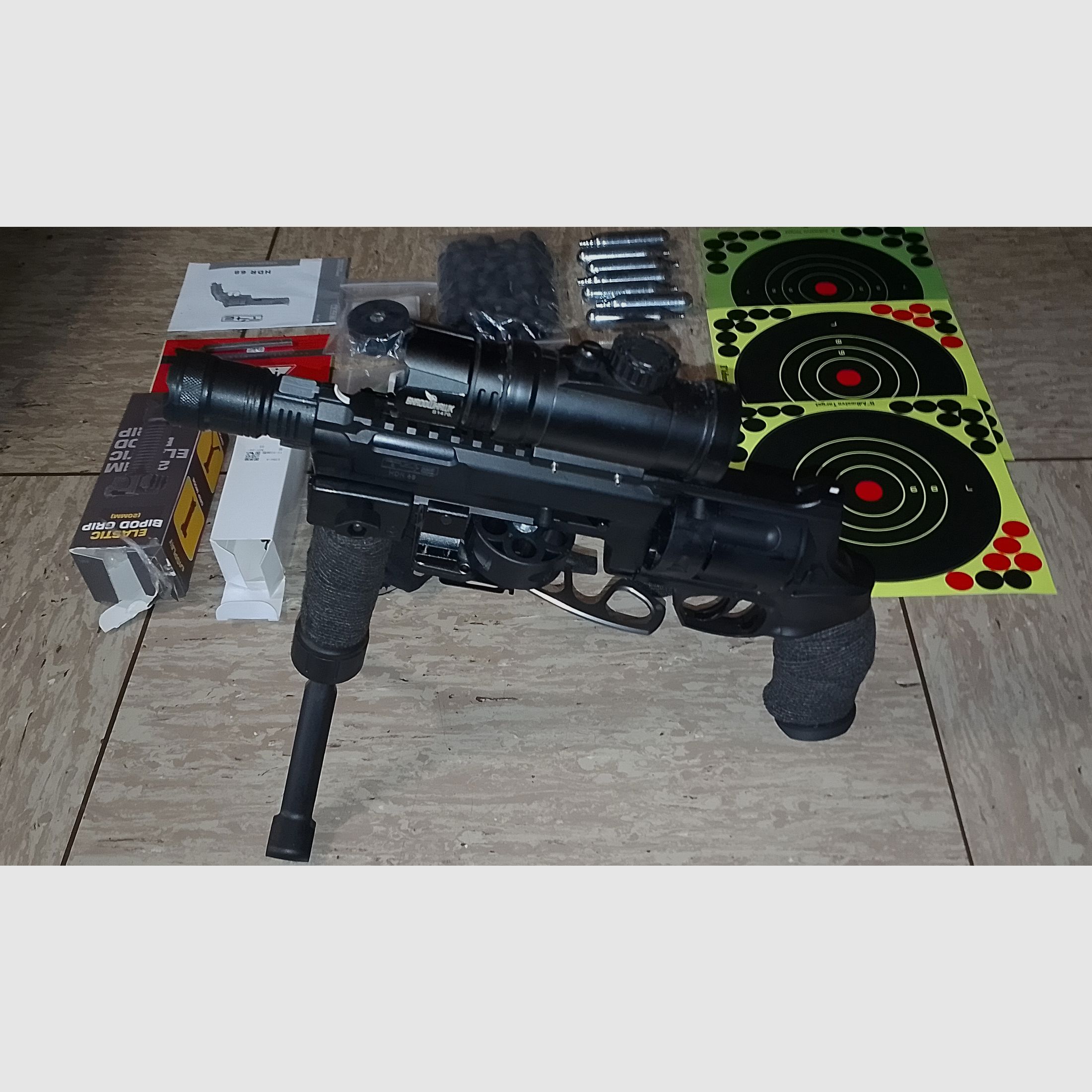 T4E HDR .68 frontgrip Taschenlampe Visier tactical Knife Rubberballs c02 Kapseln usw neuwertig hdr68 Markierer RAM F