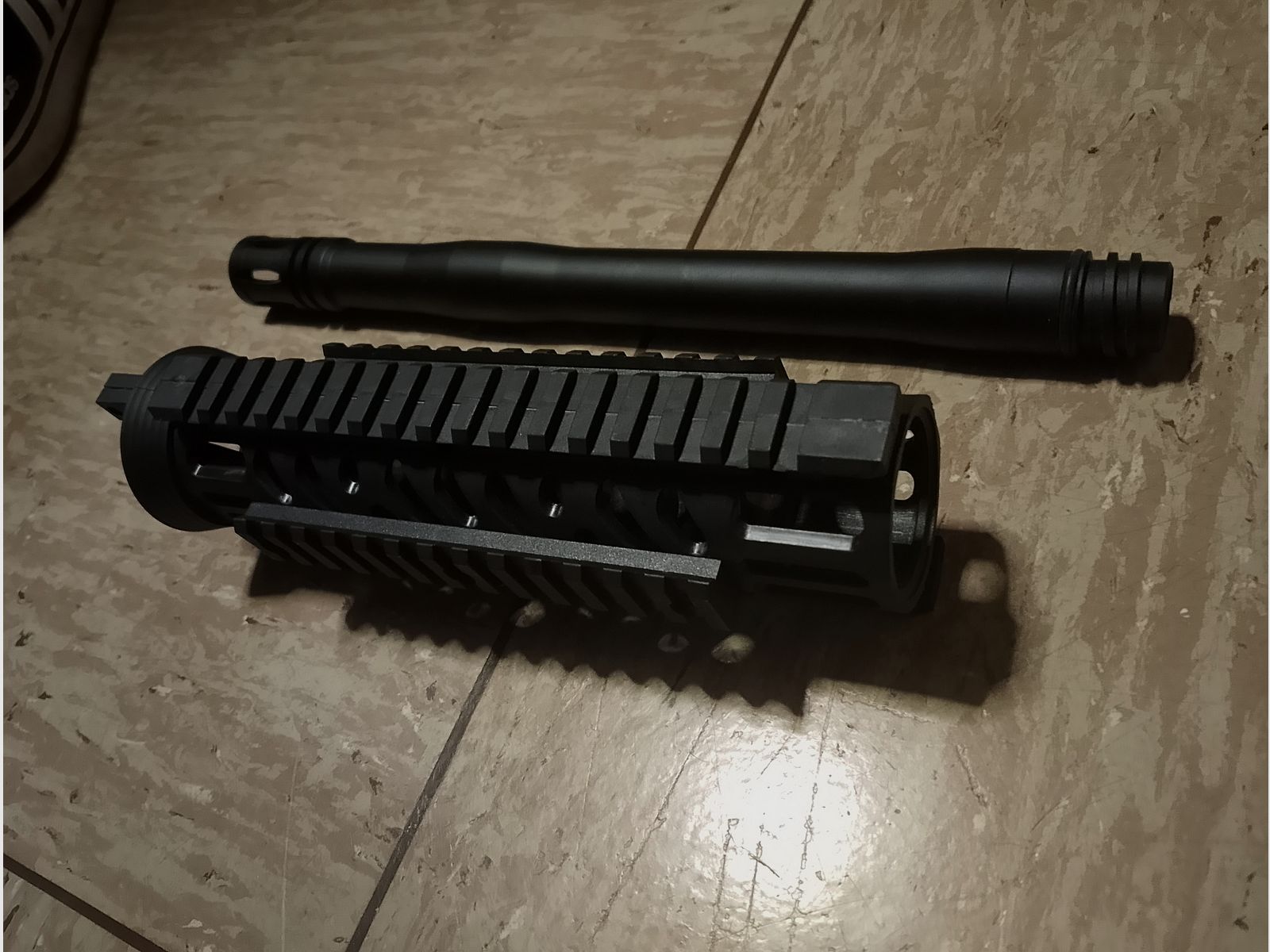 Original tippmann tmc Elite 12 inch barrel cal .68 and handguard with 3 Picatinny rails 21mm rails in set like new accessories paintball marker