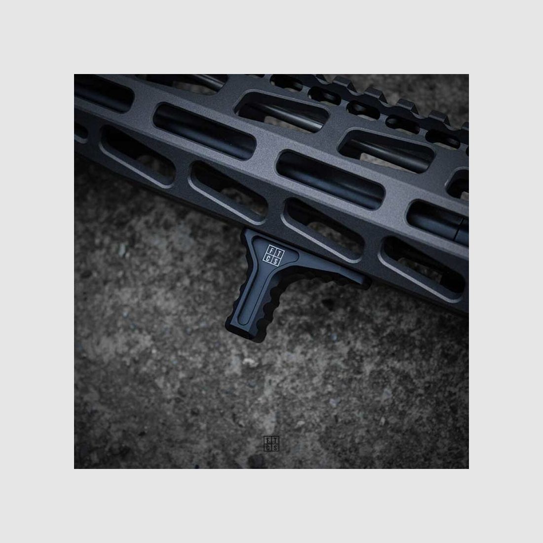 FTCS – Handstop-Griff M-LOK – schwarz eloxiert, Bild 5 von 5
