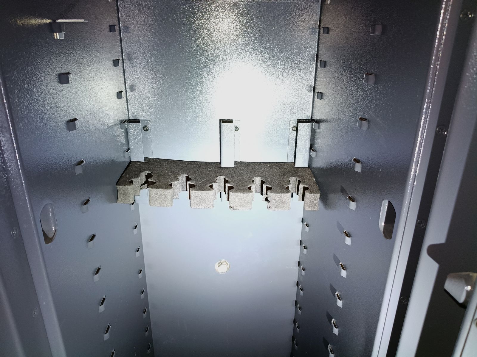 Gun cabinet (Class 1) for up to 5 long guns