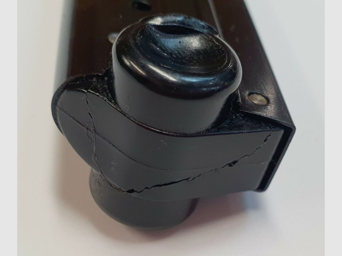 Cargador original Mauser P08