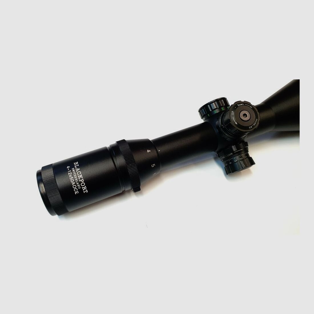 Unbekannt Zielfernrohr unbekannter Hersteller, 4-12x50AOCE mit Aufschrift Blackport