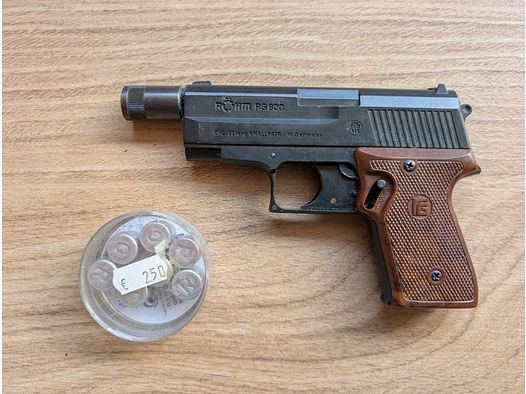 Röhm RG 800 - Erbstück inkl. Leuchtpatronen - sehr guter Zustand 