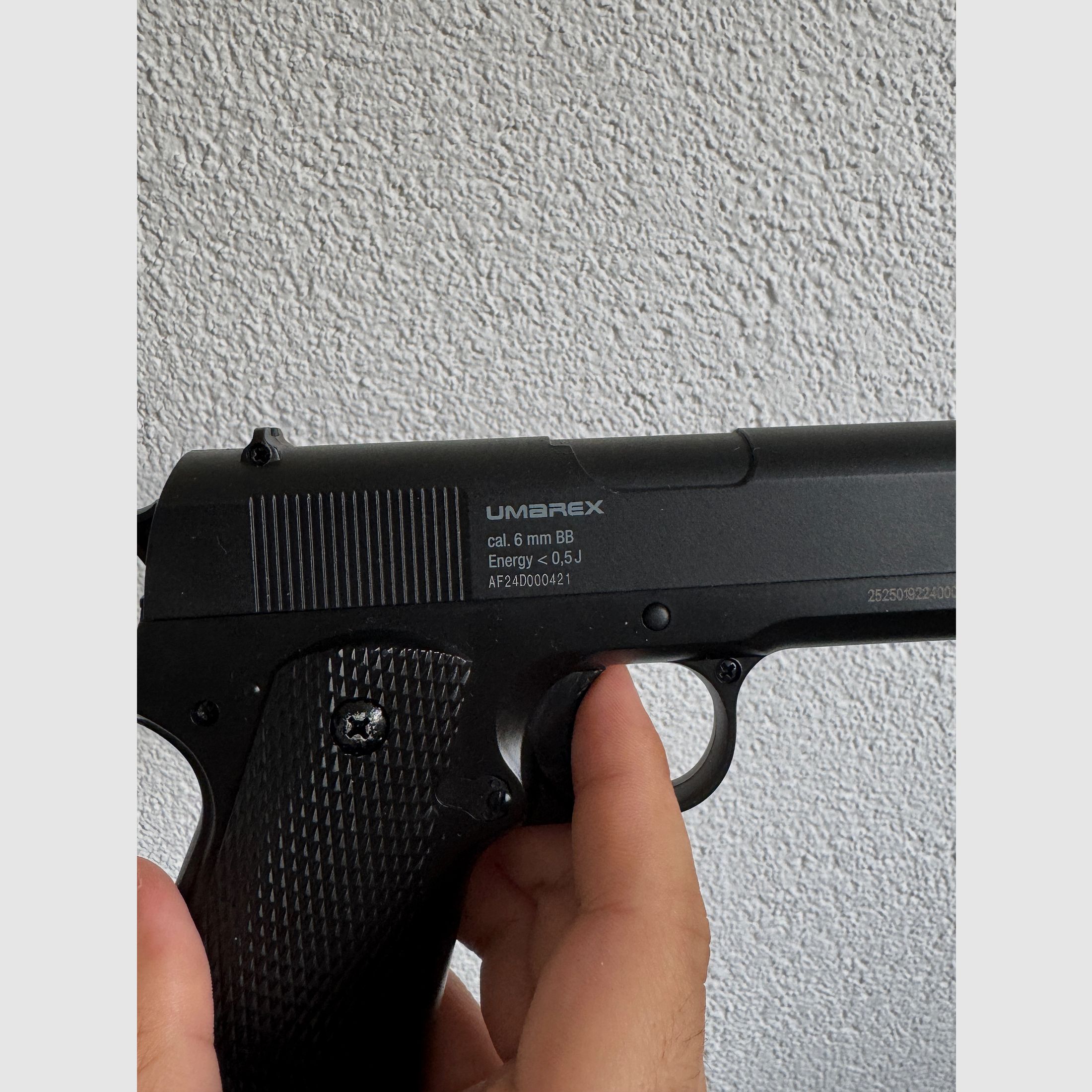 Combat Zone Airsoft Pistole 19 Eleven, Federdruck Waffe mit 0,5 Joule, inkl. 250x 6 mm BB Soft-Air Kugeln