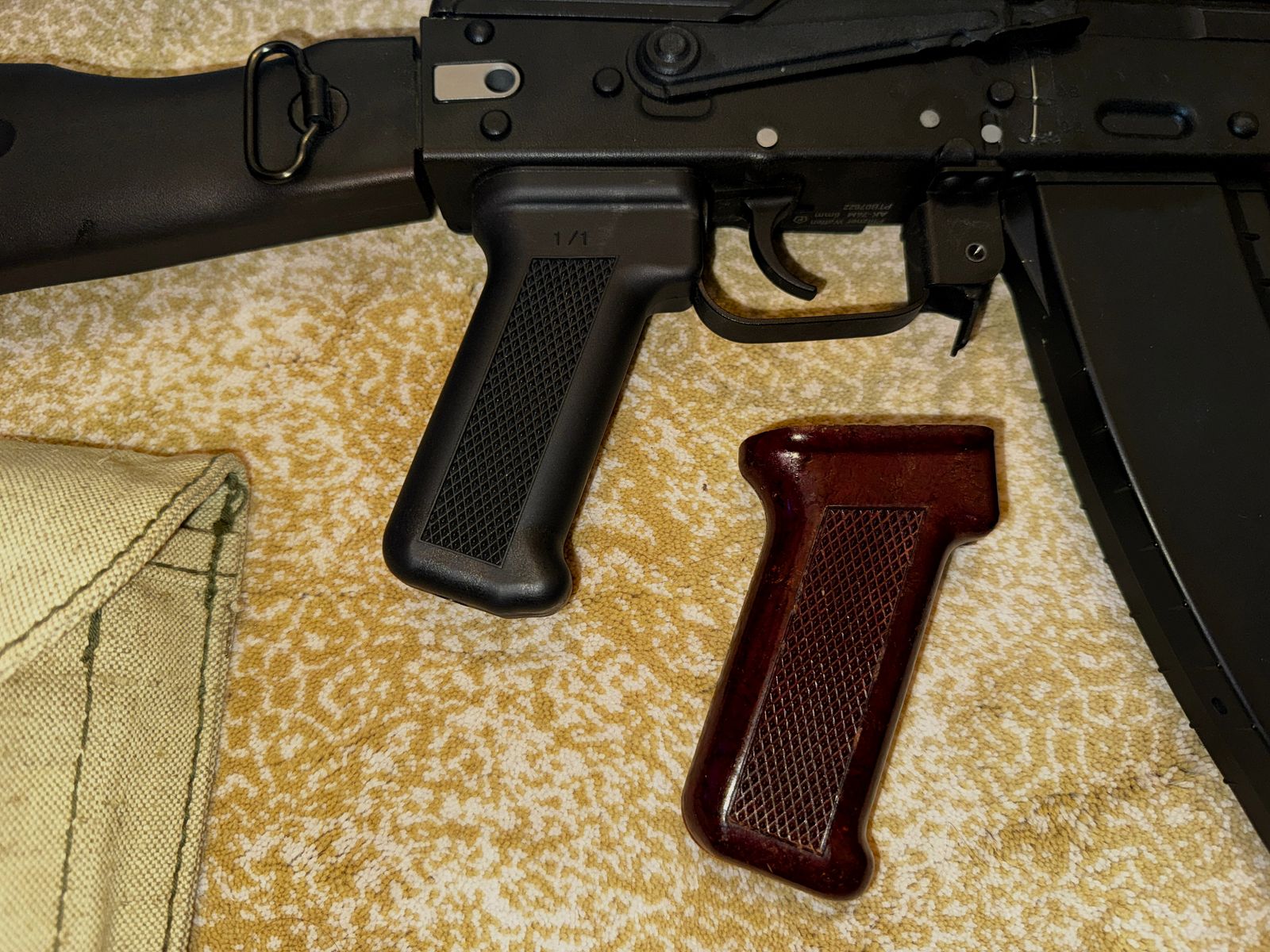 VFC AK 74M GBB full metal con accessori, marcatura F e confezione originale