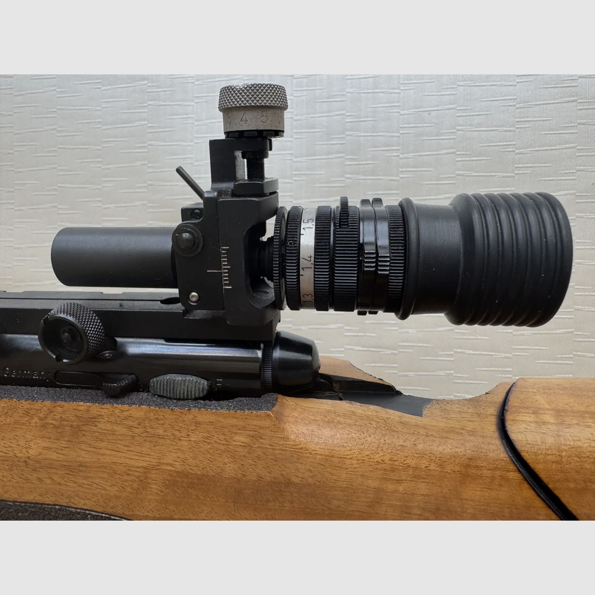 Anschütz Super-Match Modelo 1813 Olímpico 84 Calibre .22 l.r.