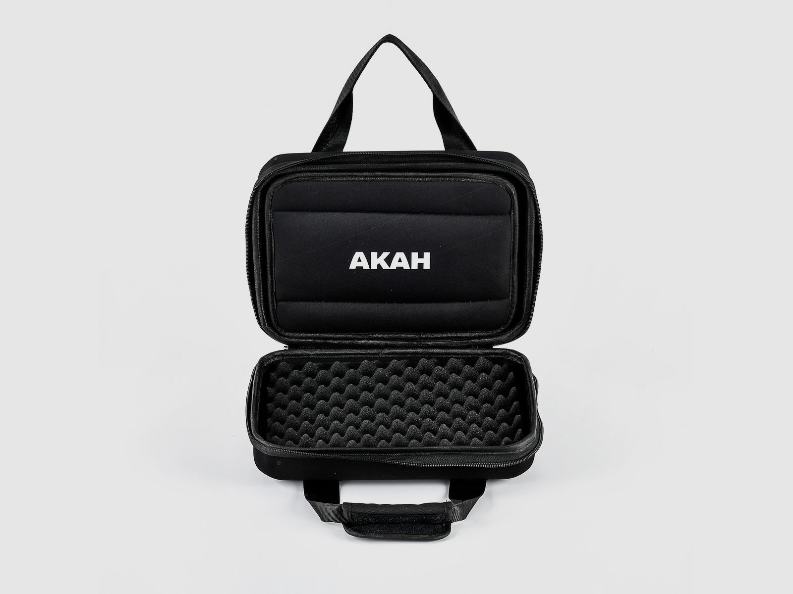 AKAH Hardcase Kurzwaffenkoffer – Nylon/Noppenschaum, abschließbar – 30,5×22,5×10,5 cm – Schwarz