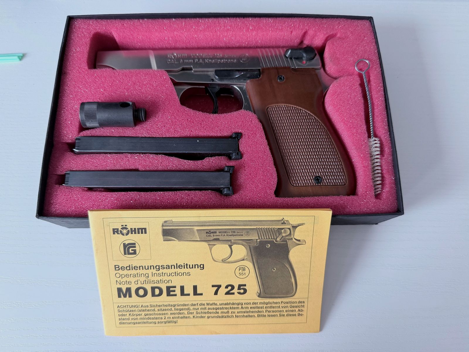 Röhm RG 725 9mm halbautomatische Knall & Gas drei Magazine in OVP