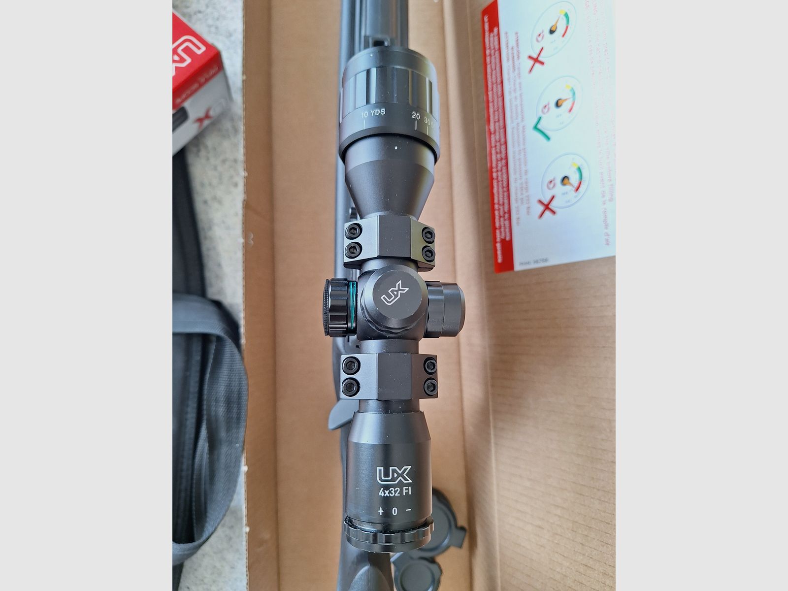 Gamo Arrow PCP Luftgewehr 4,5mm inklusive 2x10er Magazin