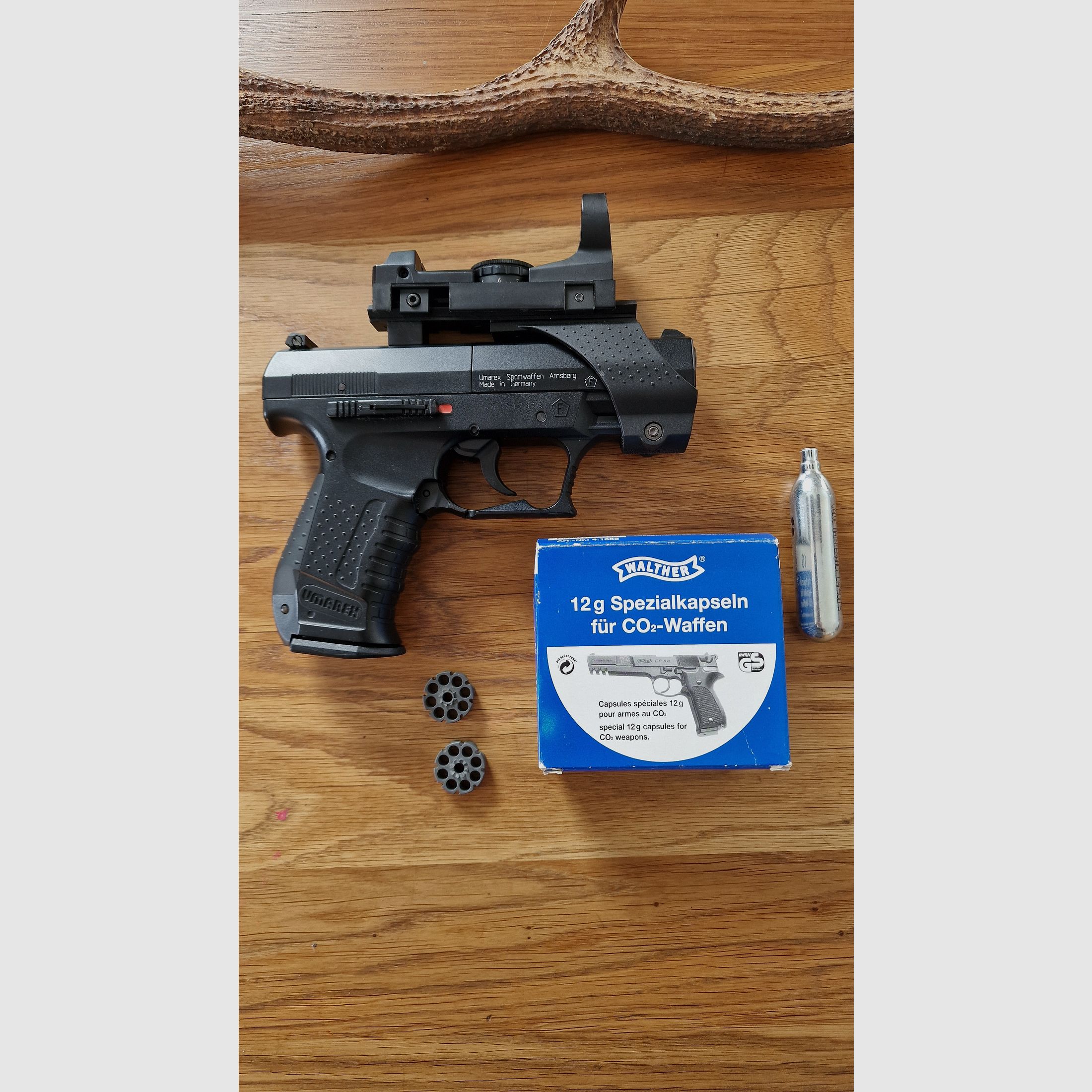 Umarex CPS Sport con punto de luz pistola de aire CO2