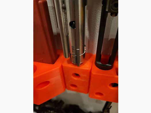AR 15 CMMG 22LR fermo chiusura universale armadietto per armi magnetico antiscivolo
