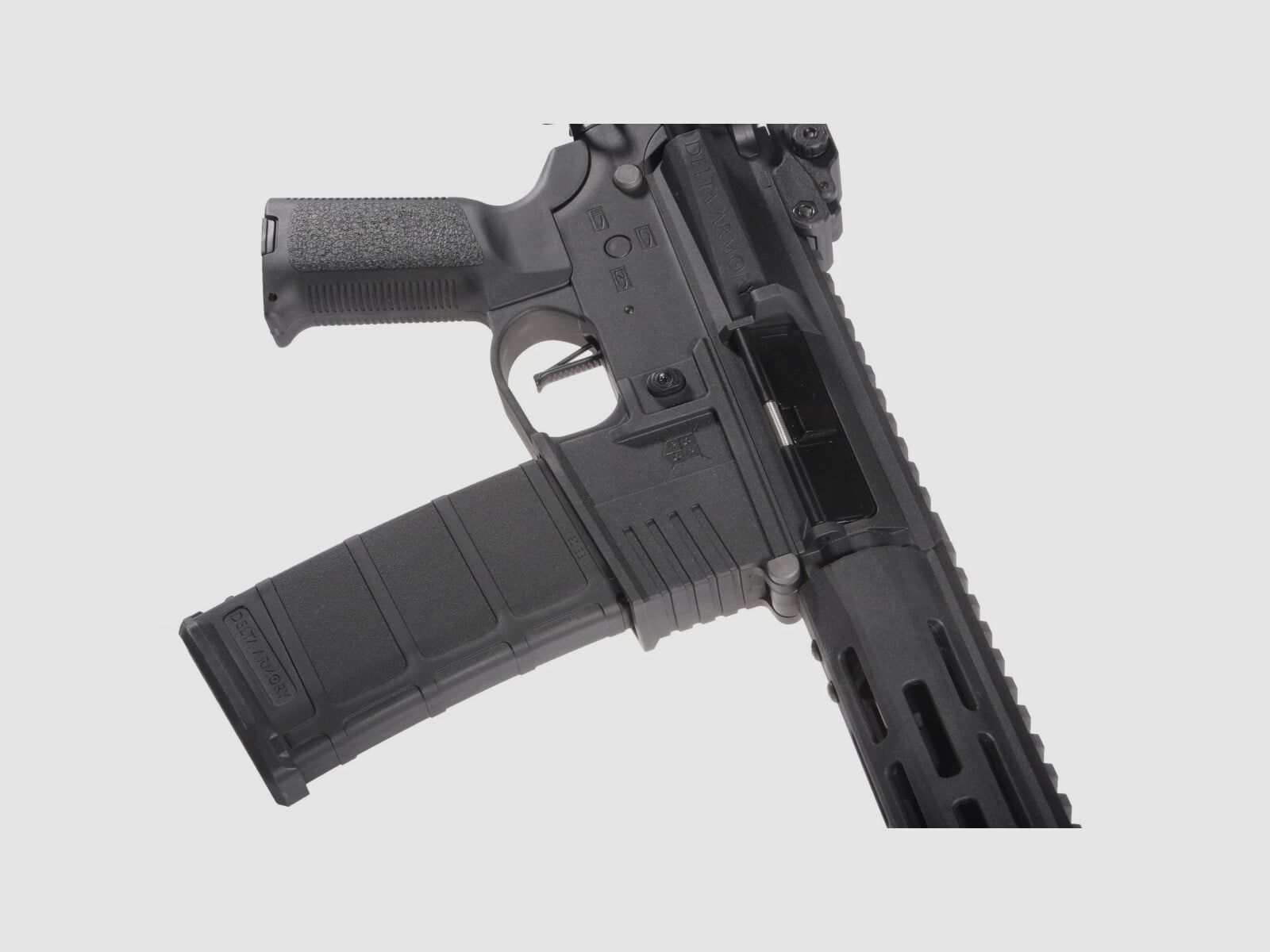 M4 AR15 M-LOK SilentOps 8 Zoll CHARLIE EAGLE ETU Schwarz S-AEG Airsoft Gewehr Frei ab 18 Jahren | Delta Armory