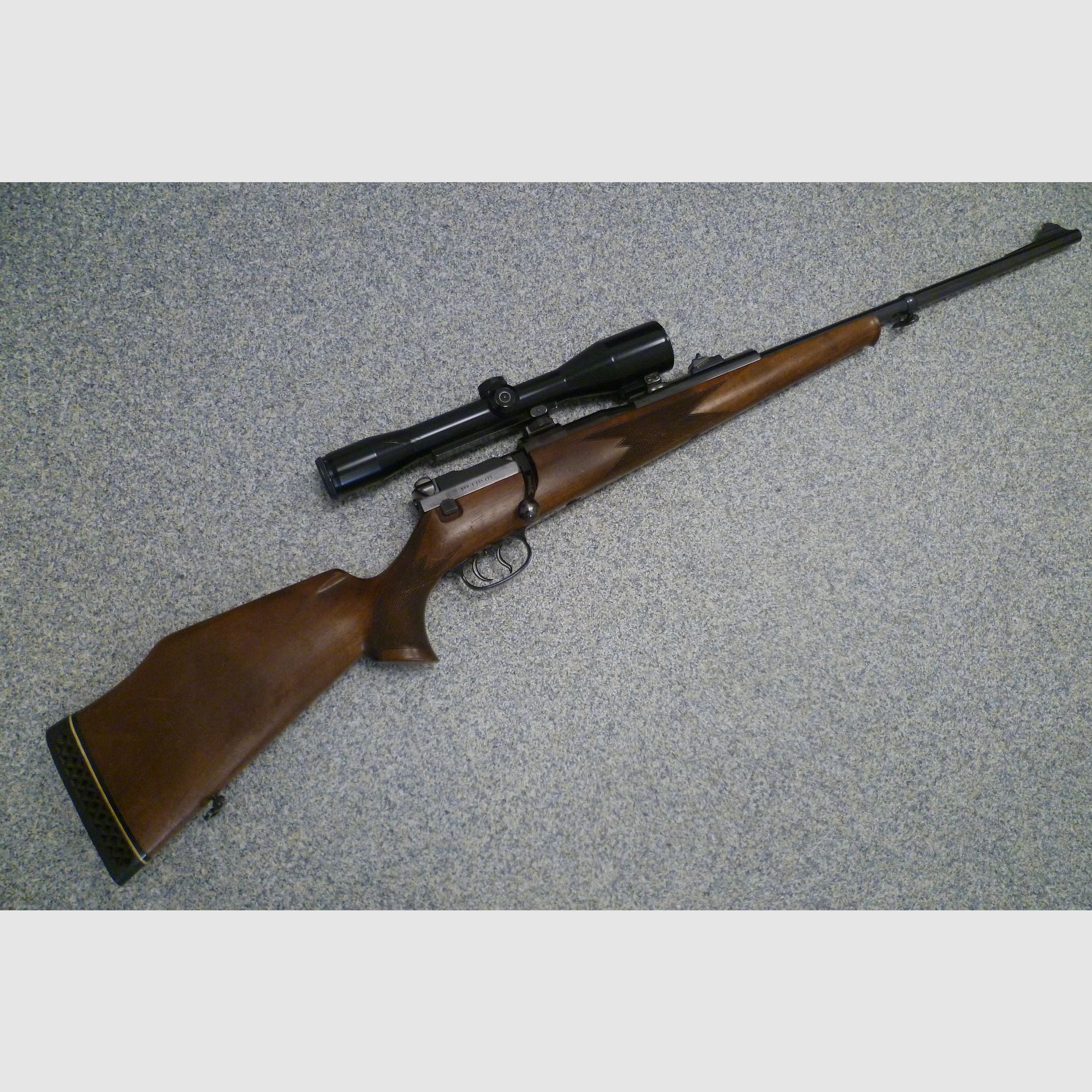 Rifle repetidora Mauser modelo 66 S .243 Win.