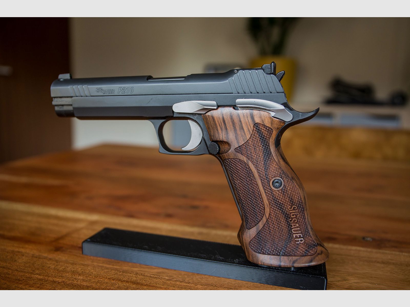 SIG Sauer pistool P210 Target, afbeelding 1 van 4