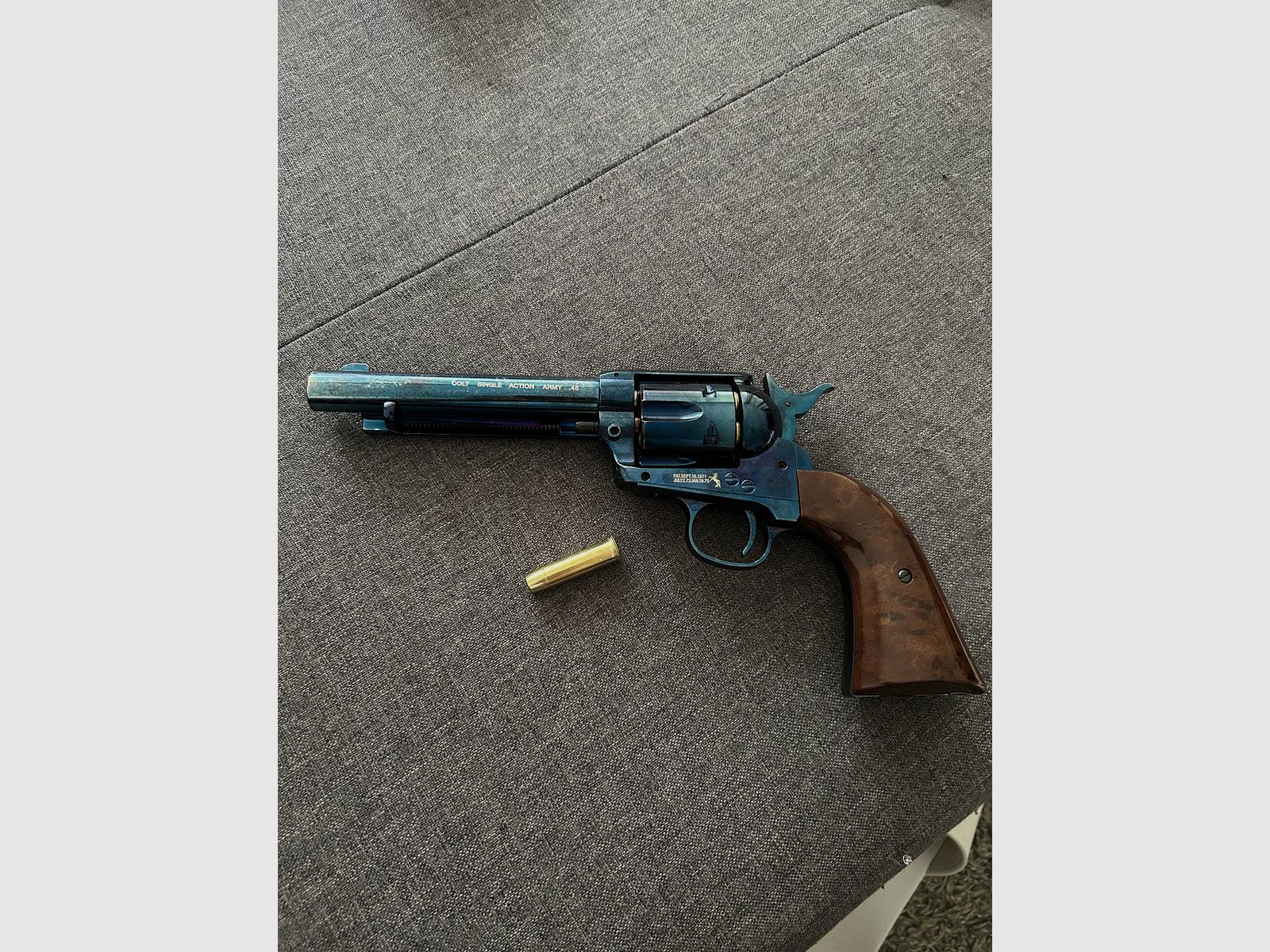 Colt Single Action Army® 45 blue Co2-Revolver Kaliber 4,5 mm BB (P18)