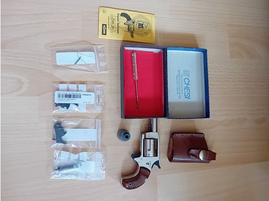 Schreckschuss-Revolver Röhm Little Joe in .22mm knall, vernickelt, Versand frei