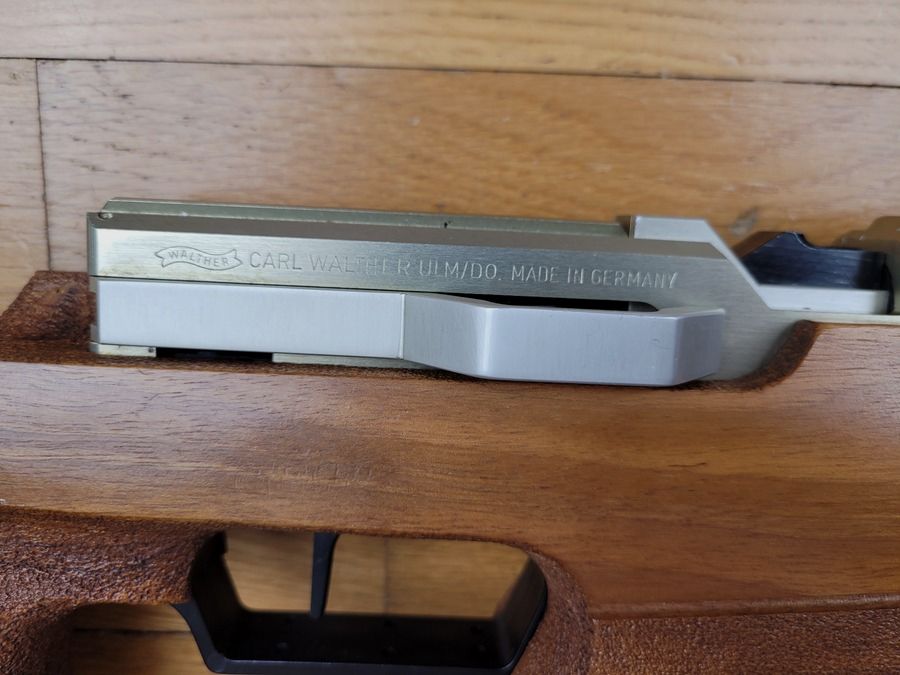 Seltene Präzisionsbüchse Walther UIT-E MATCH – elektronische Abzug – Wasserwaage Diopter – neuwertig, Bild 18 von 32