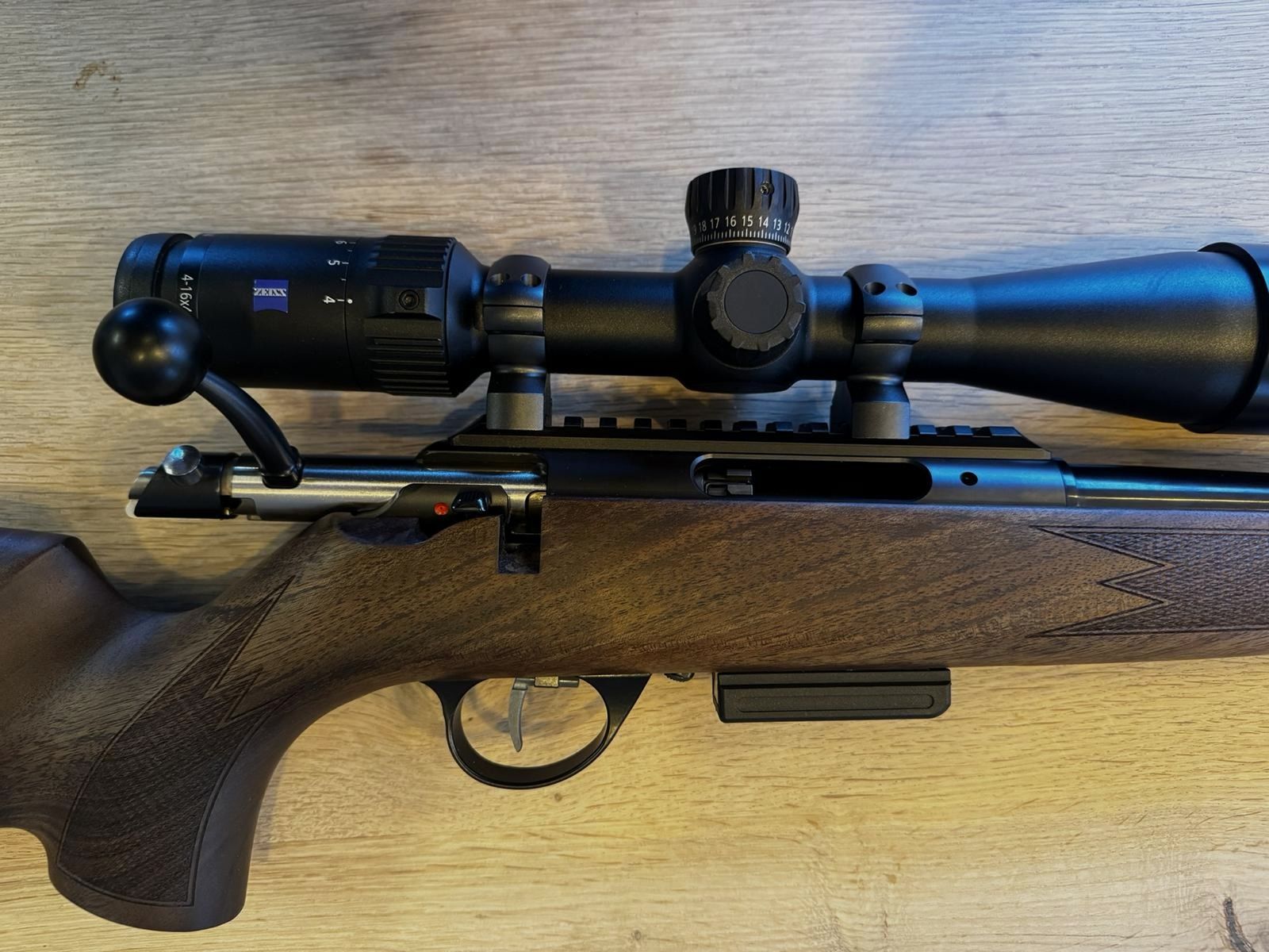 Anschütz 1771 .17 Hornet, Zeiss V4, Svemko Schalldämpfer