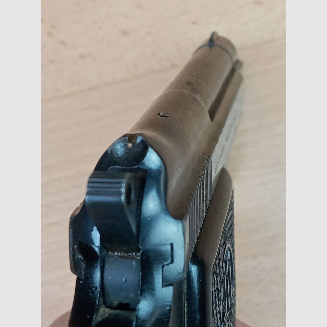 Beretta	 950 B