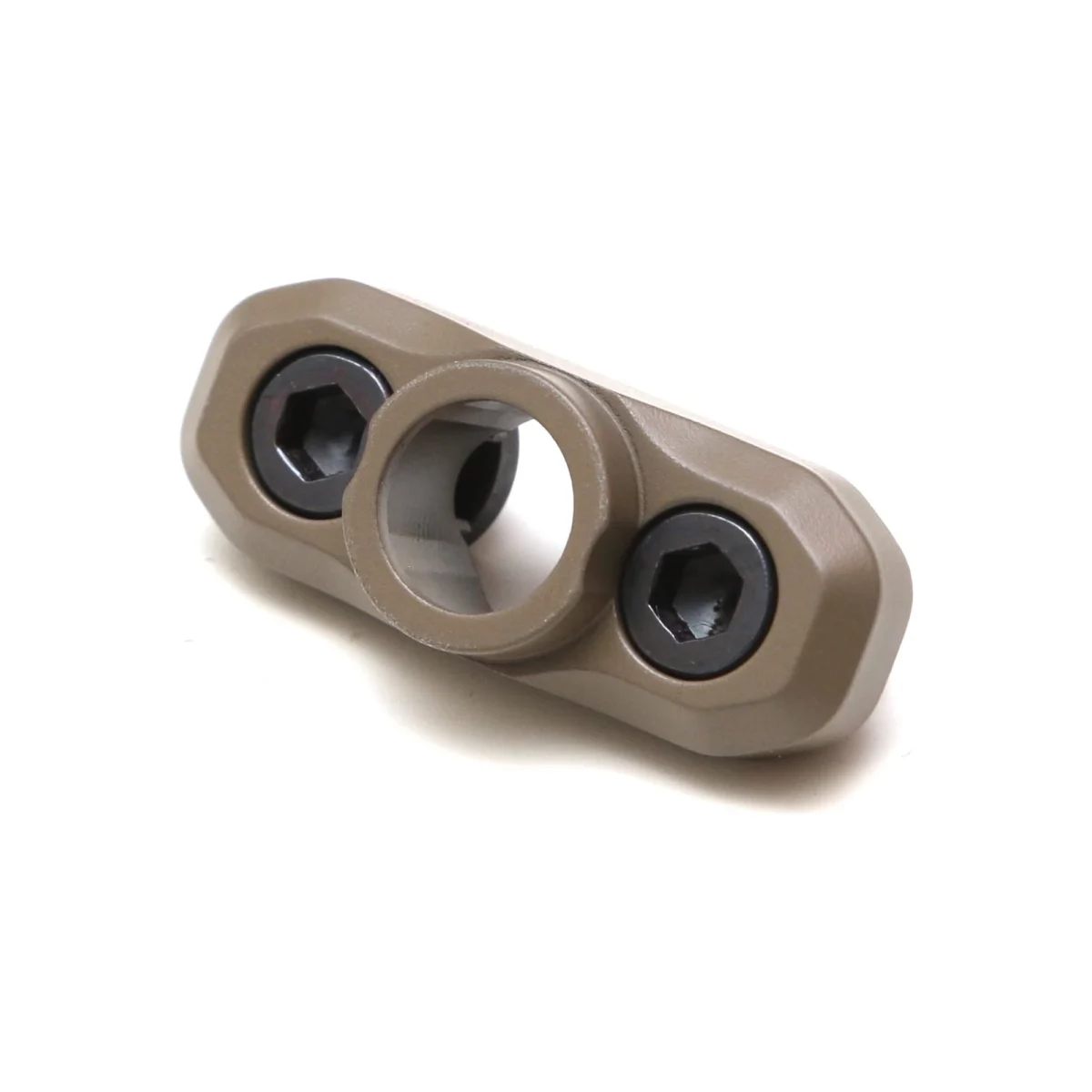 Gniazdo ARISAKA QD Mount – FDE – M-LOK, zdjęcie 1 z 4