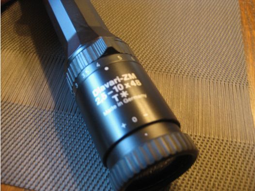TOP RARITÄT = ZEISS  OCTAGON  "150 Jahre ZEISS - Edition"  2,5 - 10  x 48  ZM  mit Innenschiene und Absehen-4 !! Ein MUSS für Waffen mit Achtkantläufen !! Für Blaser-Sauer-Merkel-Ferlacher-Prinz-Swarovski-LEICA usw. !