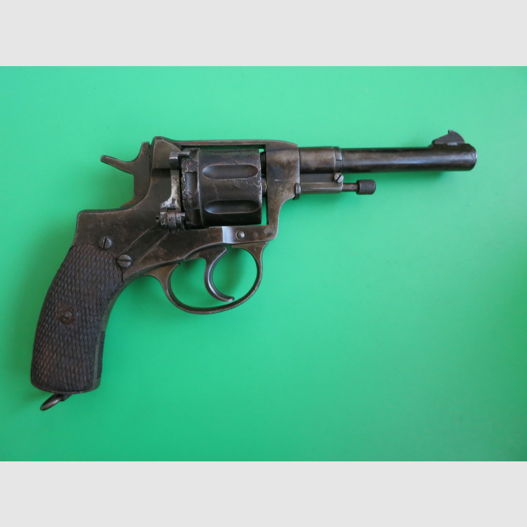 KAISERLICHER RUSSISCHER NAGANT-REVOLVER WW2, 1939, DOUBLE-ACTION-OFFIZIERSMODELL, Tula-Arsenal    #87