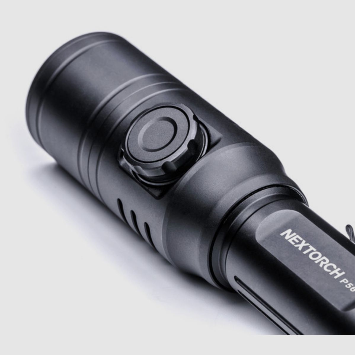 NEXTORCH P56 - Linterna para la medicina legal y el trabajo policial en la escena del crimen Luz forense
