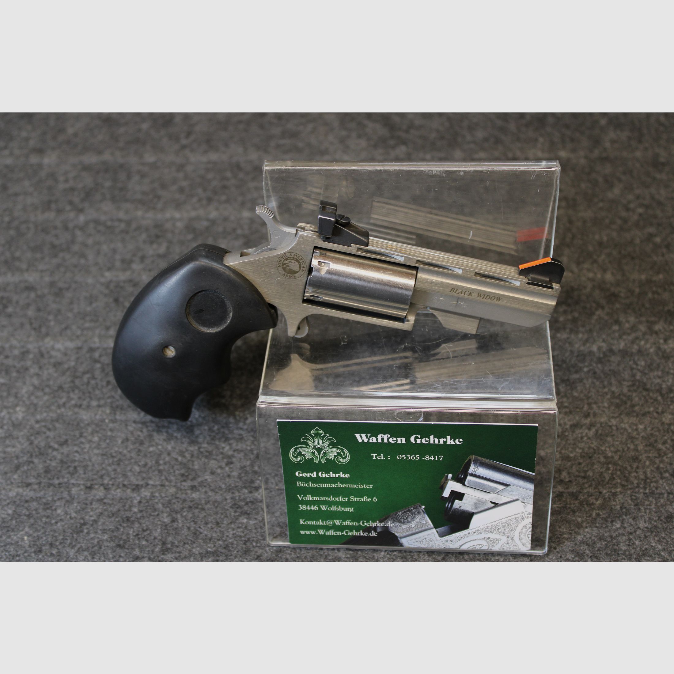 Revolver Black Widow della North American Arms