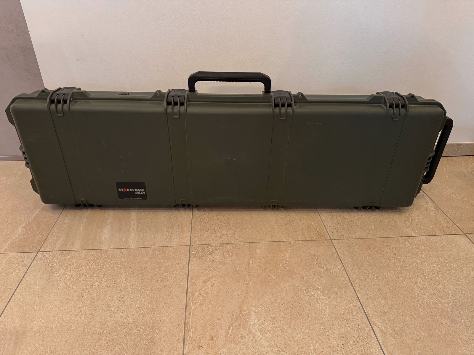 Storm Case iM3300 Gun Case Verde Oliva con Ruedas, incl. Espuma