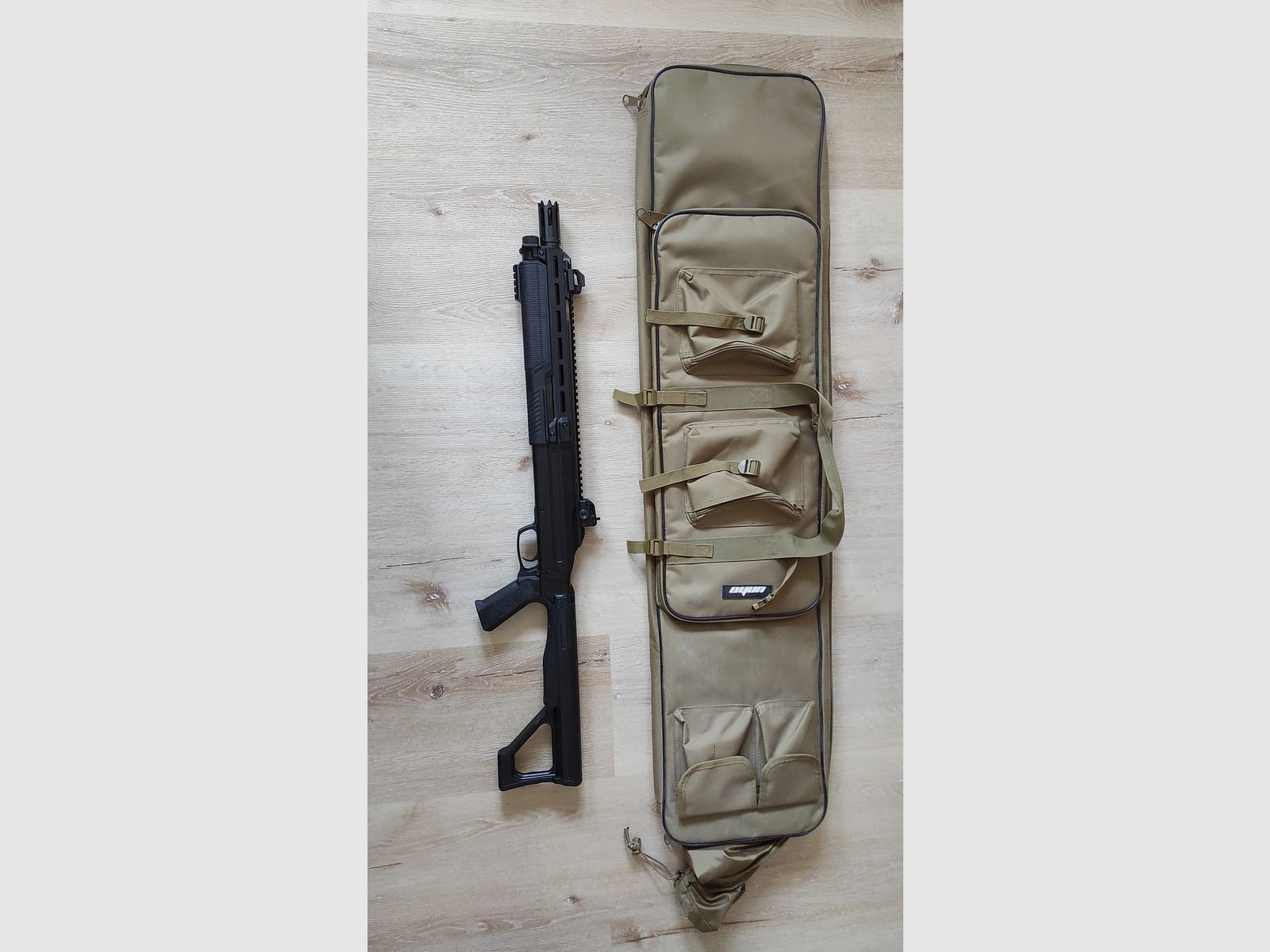 T4E TX 68 /HDX68 CO2-RAM Pump-Action Shotgun kal. .68 zwart incl. draagtas