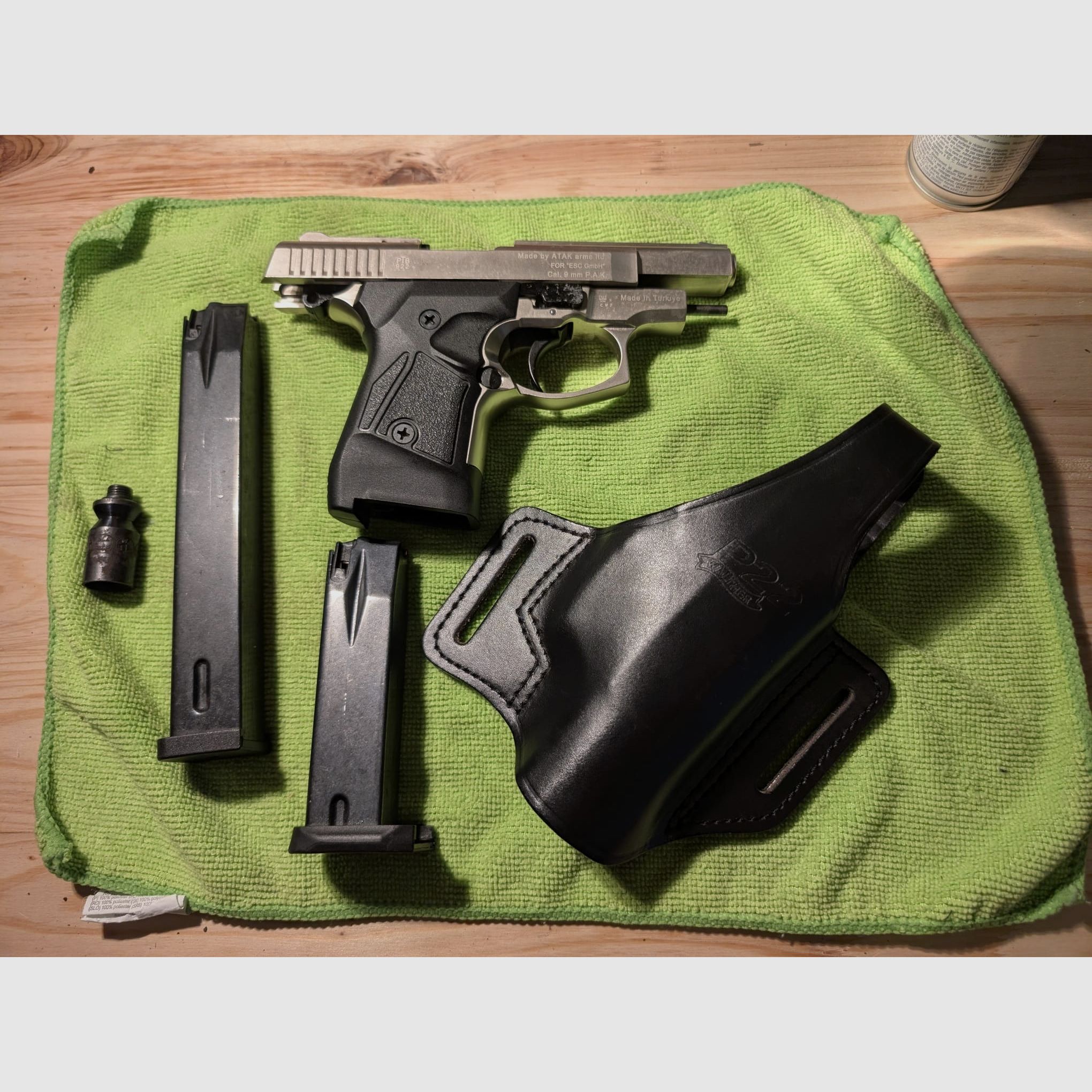 Zoraki Mod. 914 9mm P.A.K. PTB 922 incluido funda y 2 cargadores