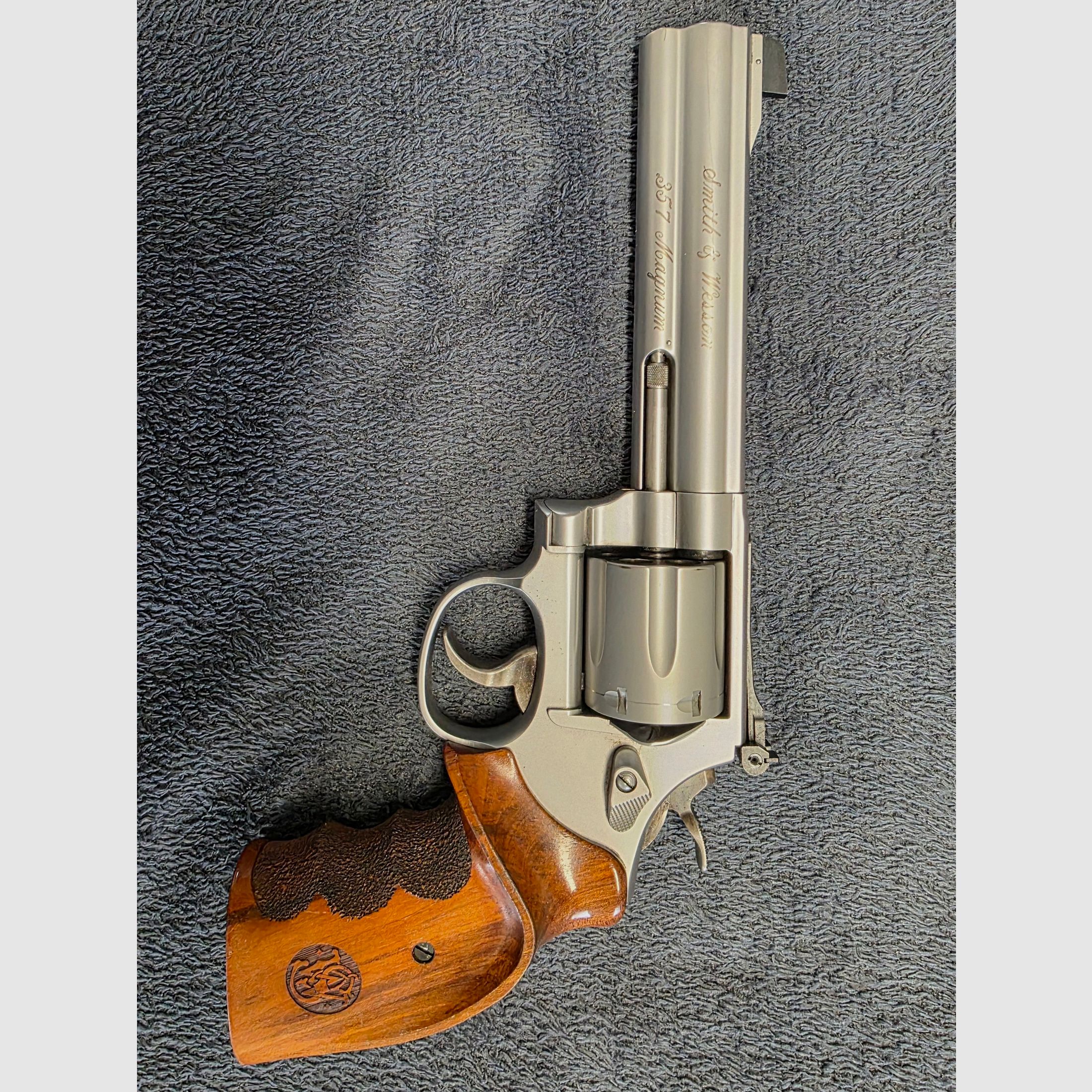 Revolver Smith & Wessen  .357 , 686 Target Champion 