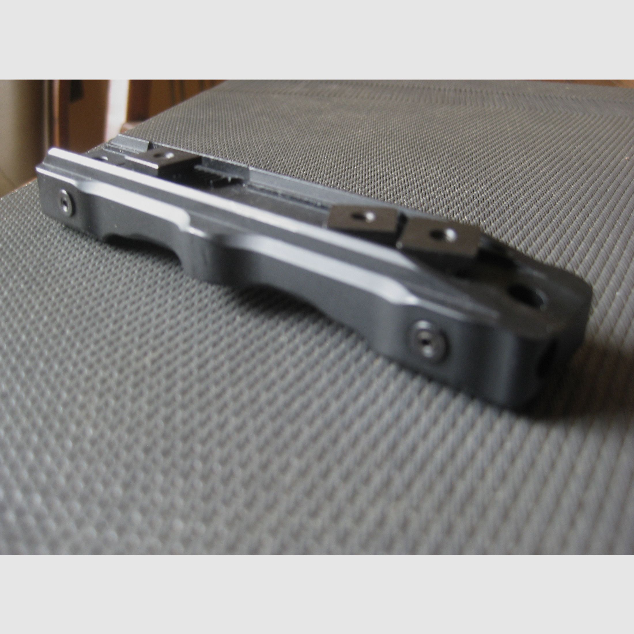 TOP HENNEBERGER HMS - Swift quick-release mount for SAUER 404-Sauer303 and many other weapons with Picatinny/Weaver rail! Fits for Swarovski scopes with SR inner rail, but also newer Kahles scopes have SR rail!