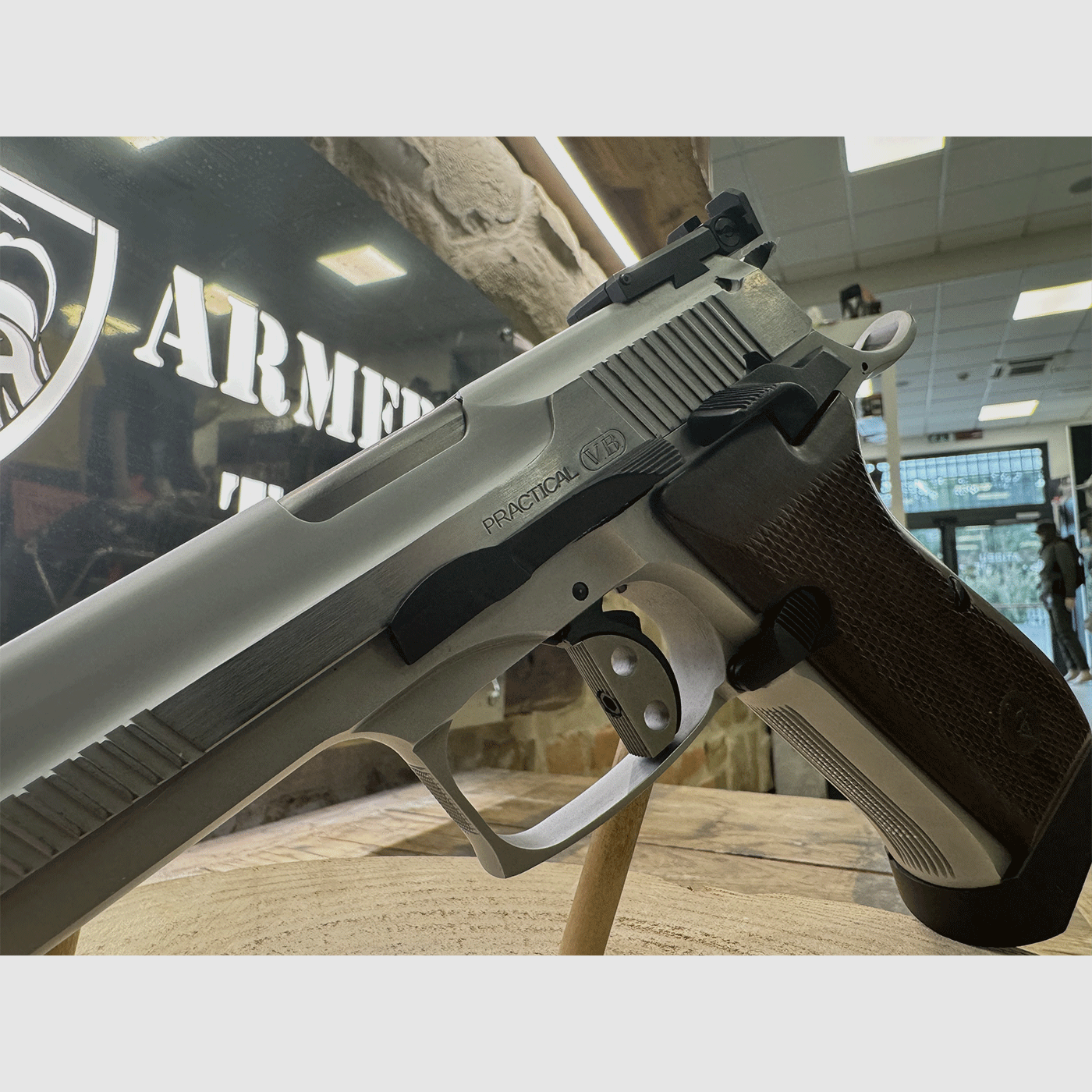 USED – PISTOL – BERNARDELLI MOD. PRACTICAL VB cal. 40 S&W, image 2 of 6
