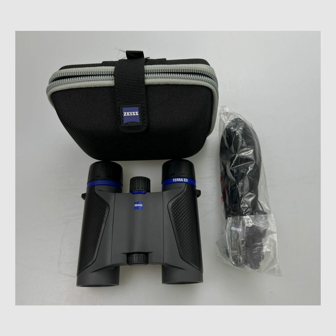 ZEISS Terra ED Pocket 8x25 grau