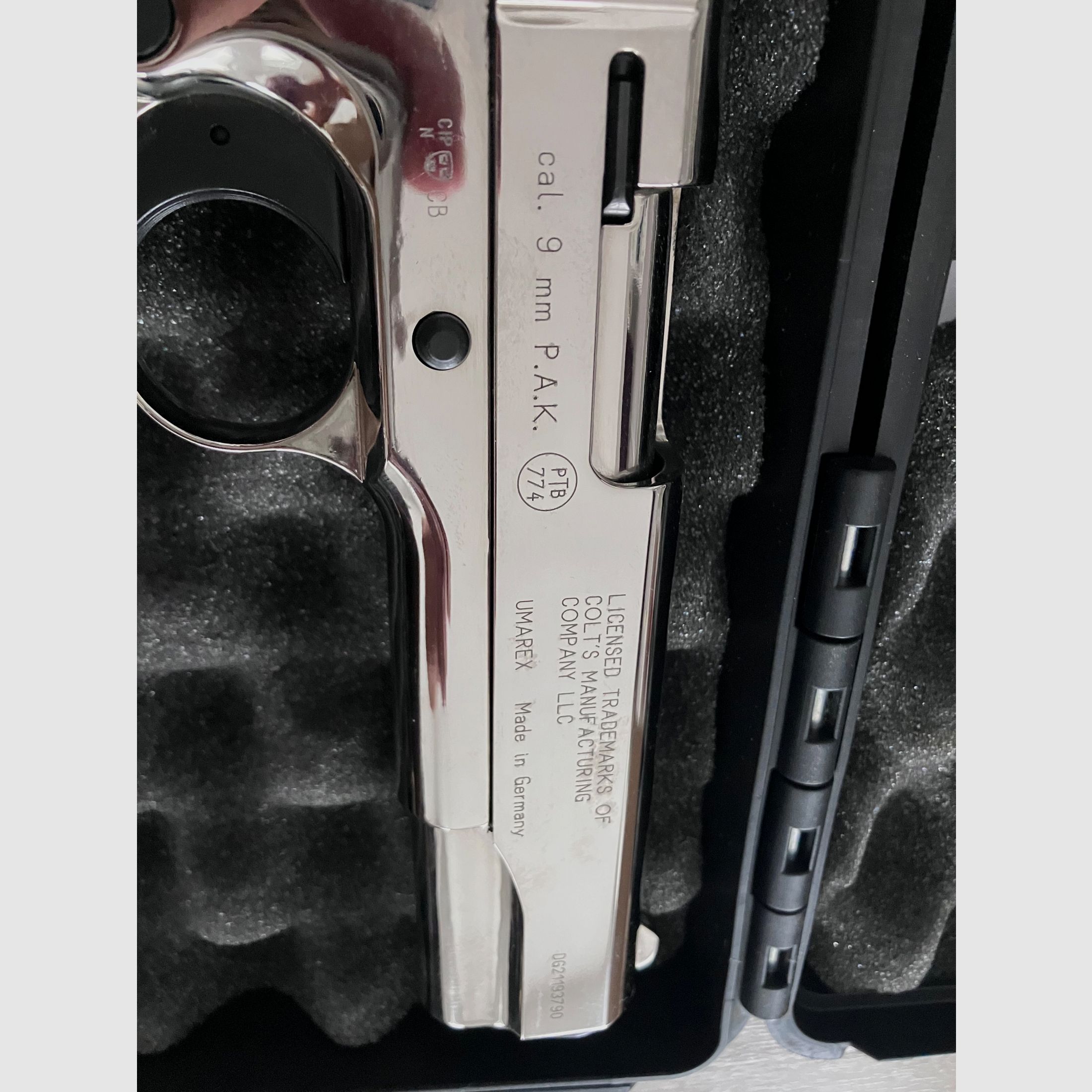 Colt Government 1911 A1 Chrome 9mm P.A.K.