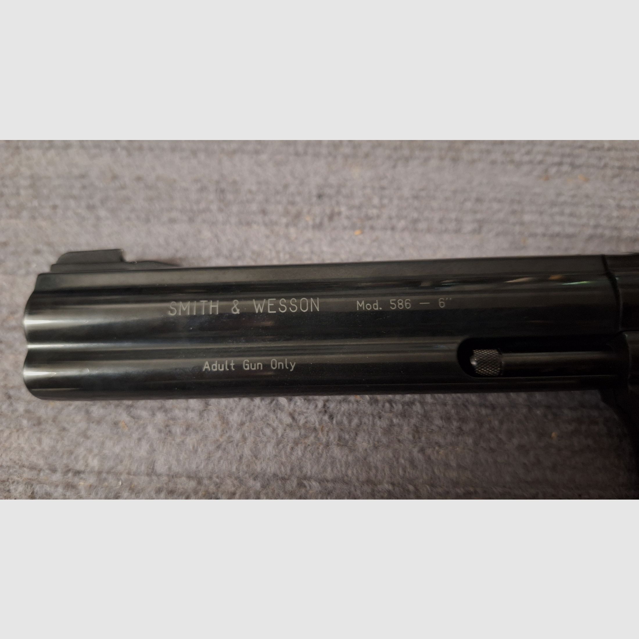 Smith & Wesson 586 - 6 pollici brunito 4.5mm Diabolo